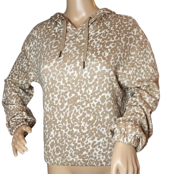 NWT Revolve BB Dakota Steve Madden Sittin' Kitty Hoodie in Camel. Linen blend. - Picture 5 of 14
